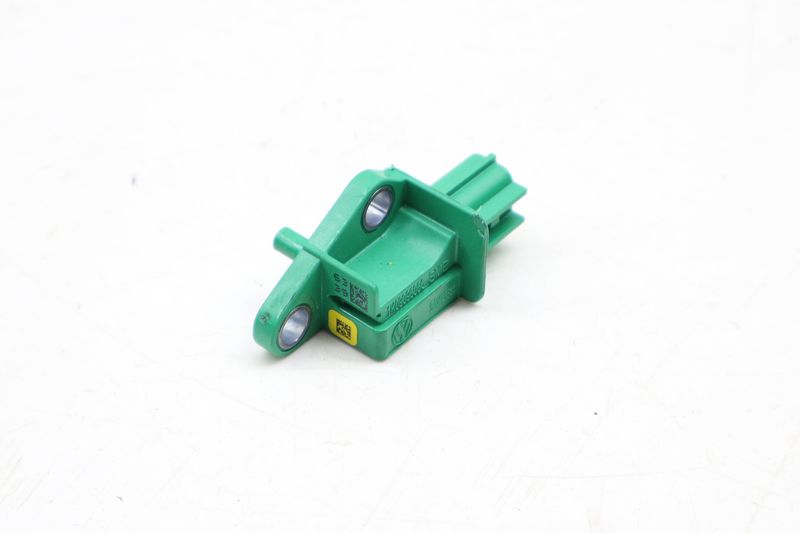 Impact Crash Sensor 1K0909606C — Used (SKU 680898)