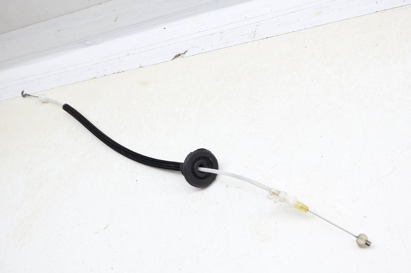 Interior Door Handle Release / Bowden Cable 4L0839085B — Used (SKU 680668)