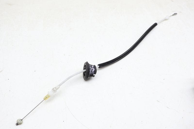 Interior Door Handle Release / Bowden Cable 4L0839085B — Used (SKU 680669)