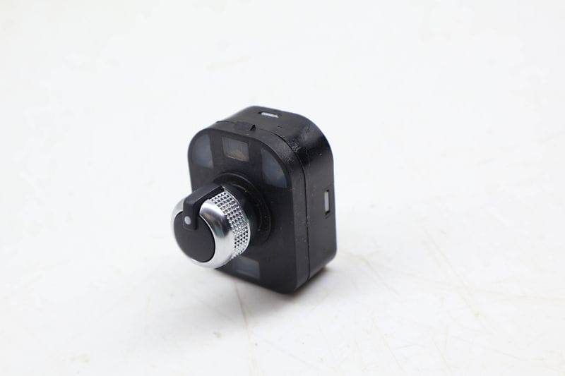 Side View Door Mirror Switch 4F0959565A — Used (SKU 680409)