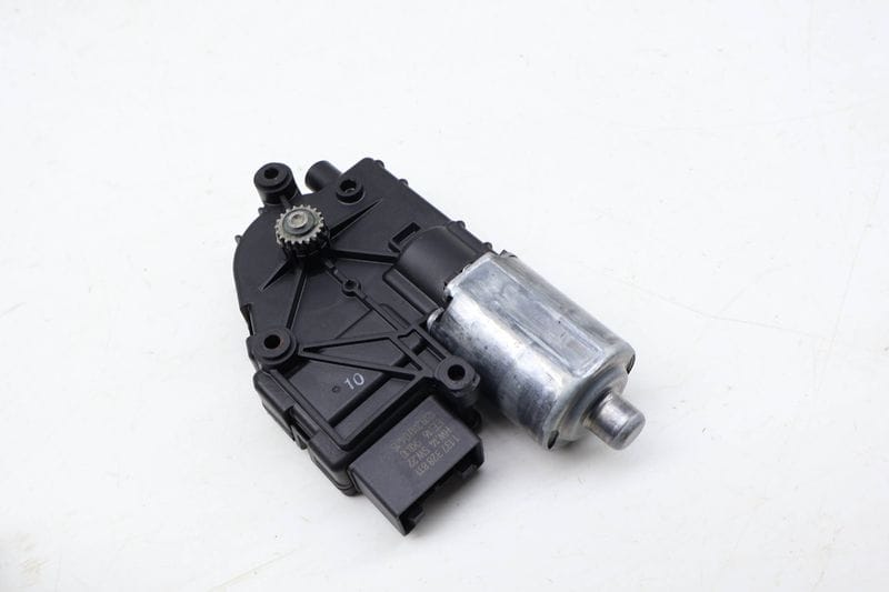 Sunroof / Sun Roof Motor 4L0959591A — Used (SKU 680544)