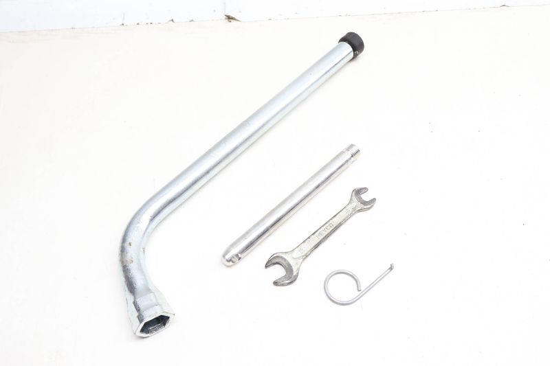 Tool Kit 7L0012219 — Used (SKU 659770)