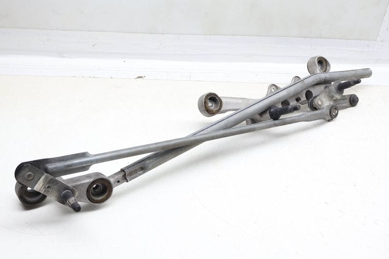 Windshield Wiper Transmission / Bracket 4L1955023F — Used (SKU 680687)