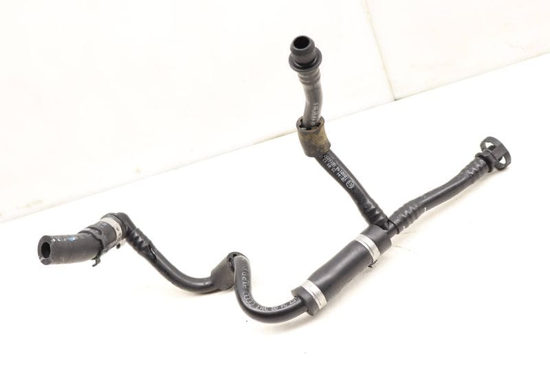 Brake Booster Vacuum Hose / Line / Tube 8T0611931E — Used (SKU 501578)