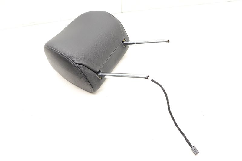 Headrest / Head Rest 8T0881921E — Used (SKU 501126)