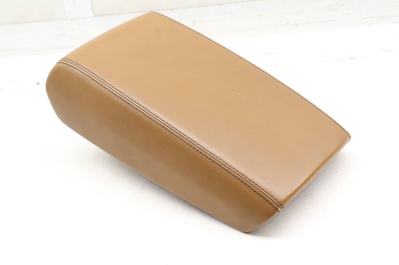 Center Armrest / Arm Rest 4G0864248B — Used (SKU 698369)