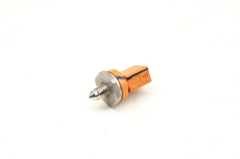 Fuel Pressure Sensor 06J906051D — Used (SKU 698527)