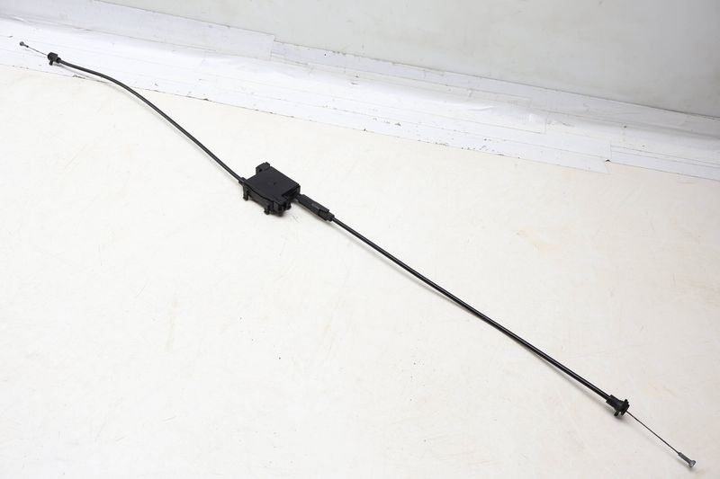 Hood Latch Release Cable 4G0823531A — Used (SKU 698575)