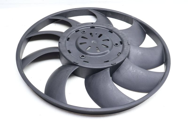 Electric Cooling Fan Blade — Used (SKU 698643)