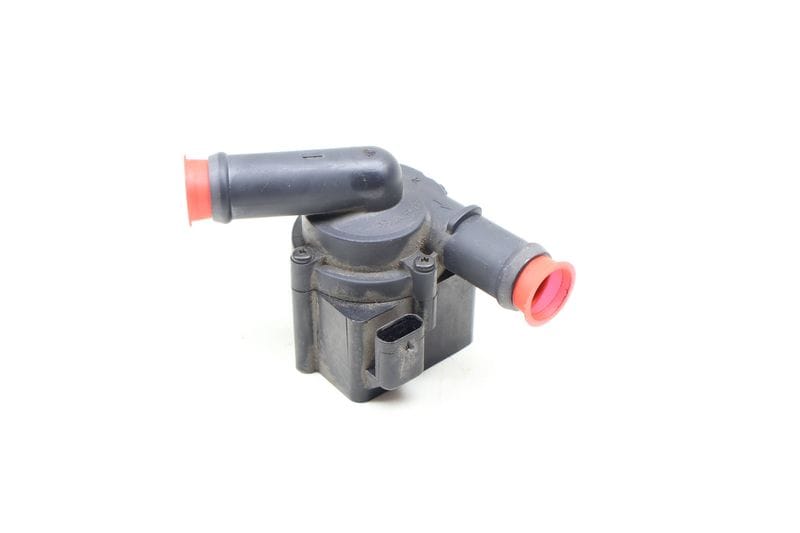 Auxiliary Coolant / Water Pump 079965561 — Used (SKU 698551)