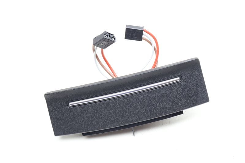 Console Power Outlet 4G0919565 — Used (SKU 698473)