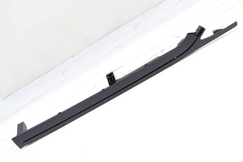 Electric Sunshade Track 4G5864305 — Used (SKU 698401)