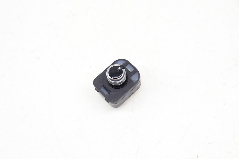 Side View Mirror Switch 4H0959565 — Used (SKU 698314)