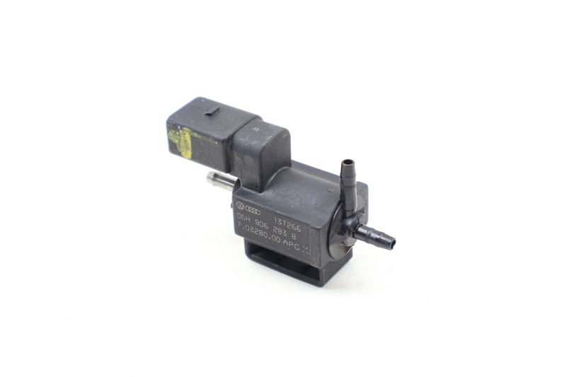 Solenoid Valve 06H906283B — Used (SKU 698526)