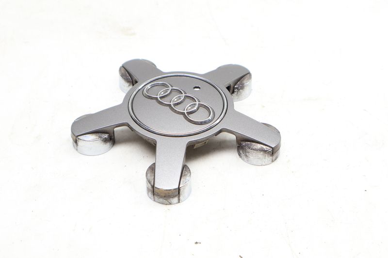 Wheel Center Cap 4F0601165N — Used (SKU 698287)