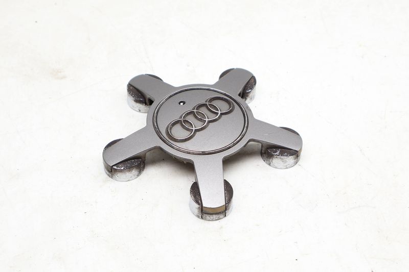 Wheel Center Cap 4F0601165N — Used (SKU 698288)