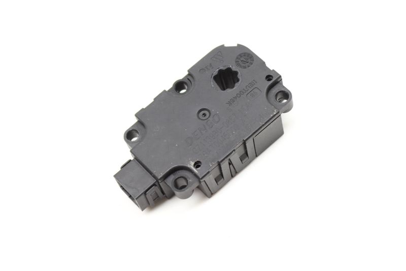 HVAC Flap / Servo Air Motor / Actuator 4H0820511A — Used (SKU 569283)