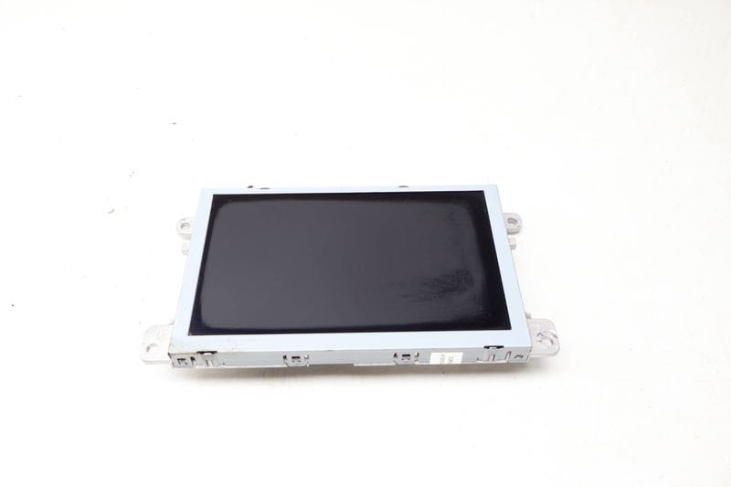 7" MMI Navigation / NAV Screen Display 8R0919604A — Used (SKU 687777)