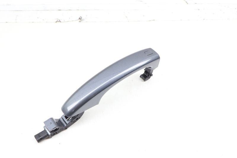 Exterior Door Handle 8T0837205A — Used (SKU 687815)