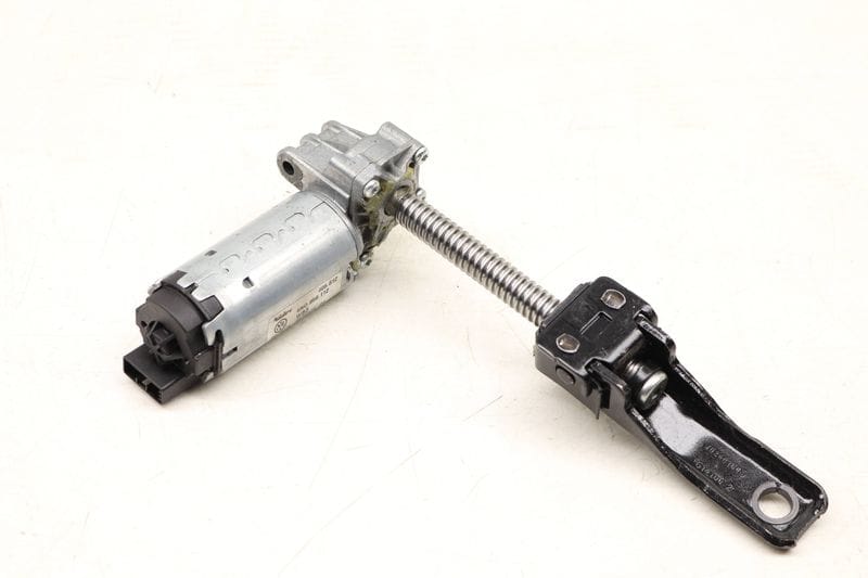 Rear Tilt / Height Seat Motor 5N0959112 — Used (SKU 522136)