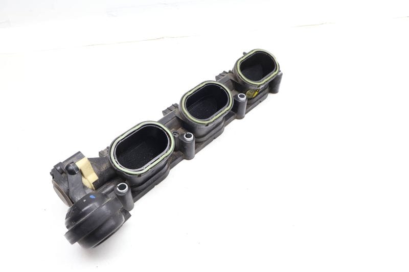 Lower Intake Manifold Air Distribution Housing 06E133109AR — Used (SKU 687901)
