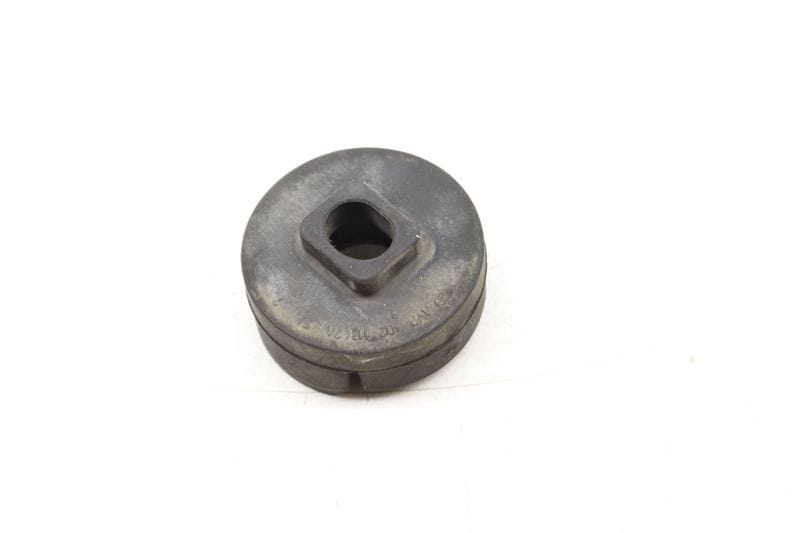 Lower Radiator Rubber Mount / Bushing 8K0121276A — Used (SKU 506877)