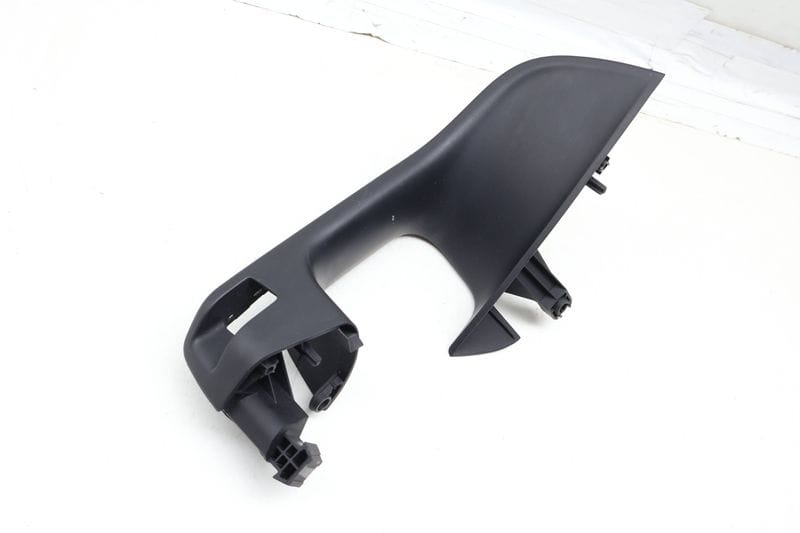 Door Pull Switch Trim 8R0867371 — Used (SKU 687730)