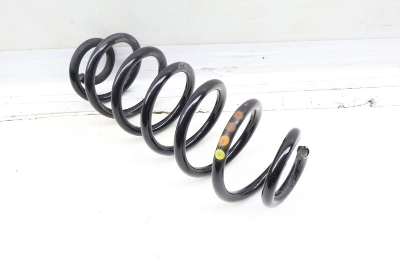 Coil Spring 8R0511115CS — Used (SKU 687924)