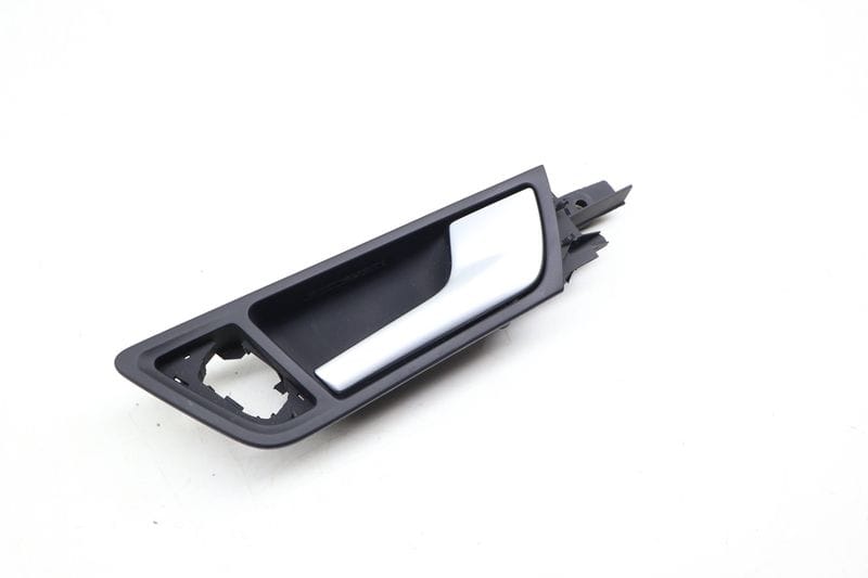 Interior Door Handle 8R0839020A — Used (SKU 687726)
