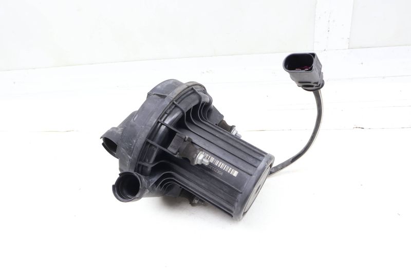 Secondary Air Pump 079959253 — Used (SKU 687907)