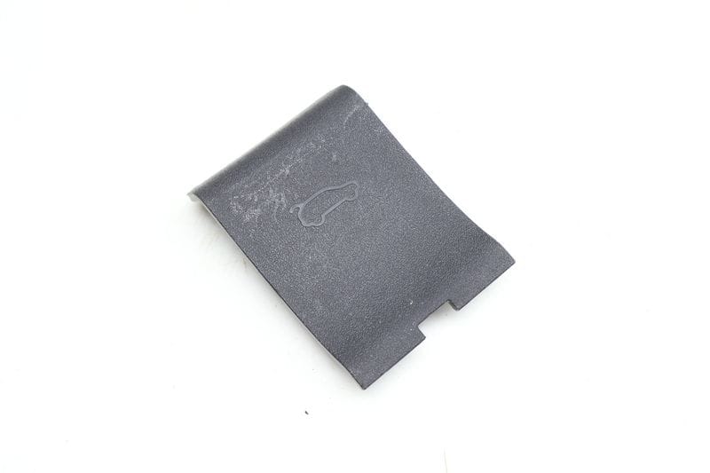 Trunk Hatch Emergency Release Cover / Cap 8R0867747 — Used (SKU 687707)