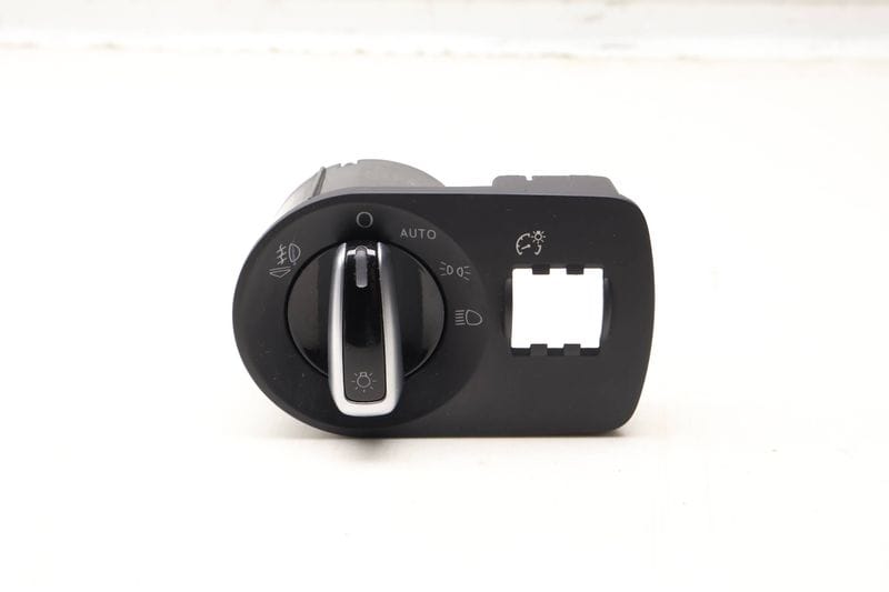 Headlight / Fog Light Switch 8J1941531AF — Used (SKU 620923)