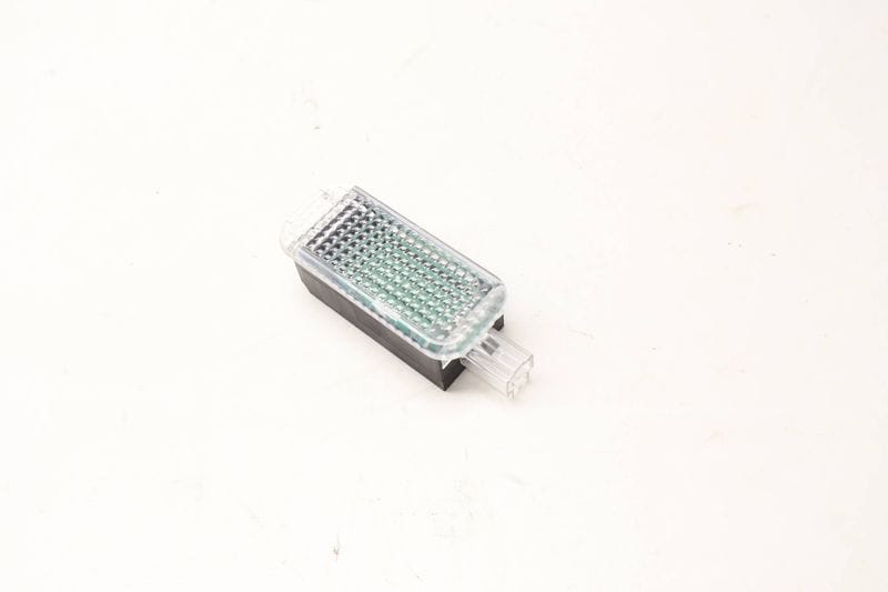 Interior LED Light 8J0947409 — Used (SKU 620957)