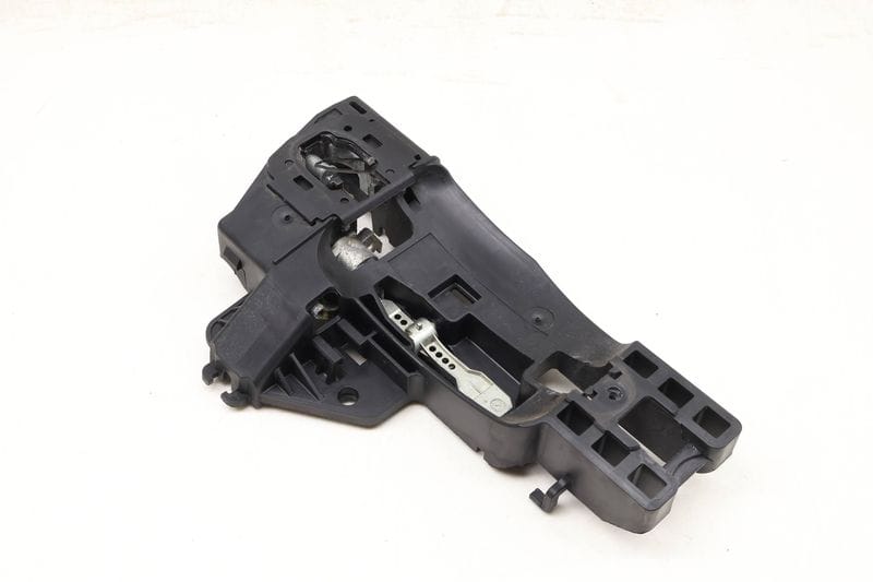 Exterior Door Handle Bracket 8J0837886A — Used (SKU 620672)
