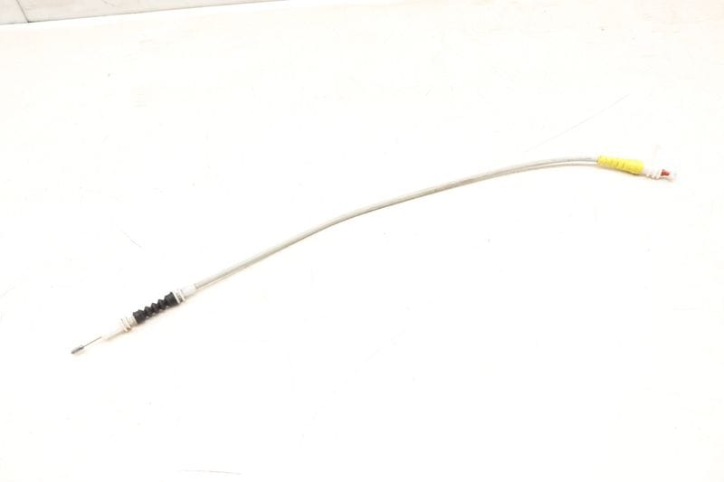 Exterior Door Handle Release / Bowden Cable 51217268446 — Used (SKU 519958)