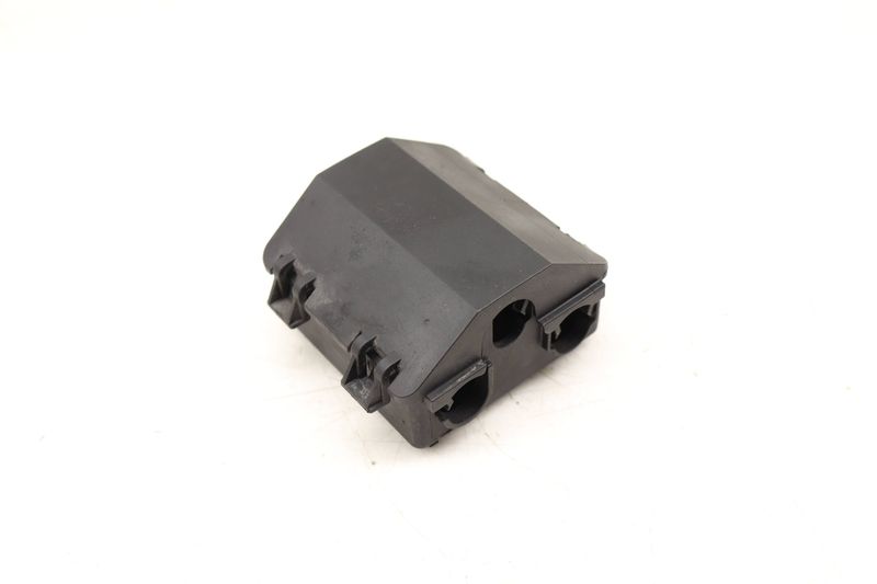 Plug-IN Connection Bracket 61139249146 — Used (SKU 519921)