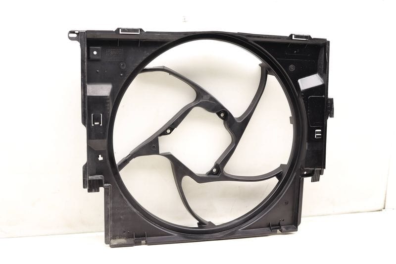 Radiator Electric Cooling Fan Housing / Cowl 17428621191 — Used (SKU 520243)