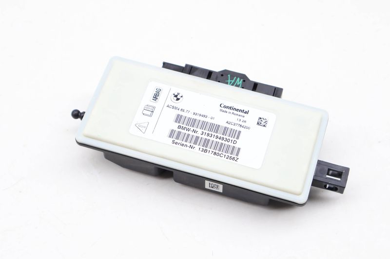 Airbag / Air Bag Control Module 65779319493 — Used (SKU 623930)