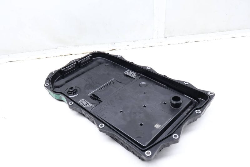 Transmission Oil Pan 24118612901 — Used (SKU 624329)