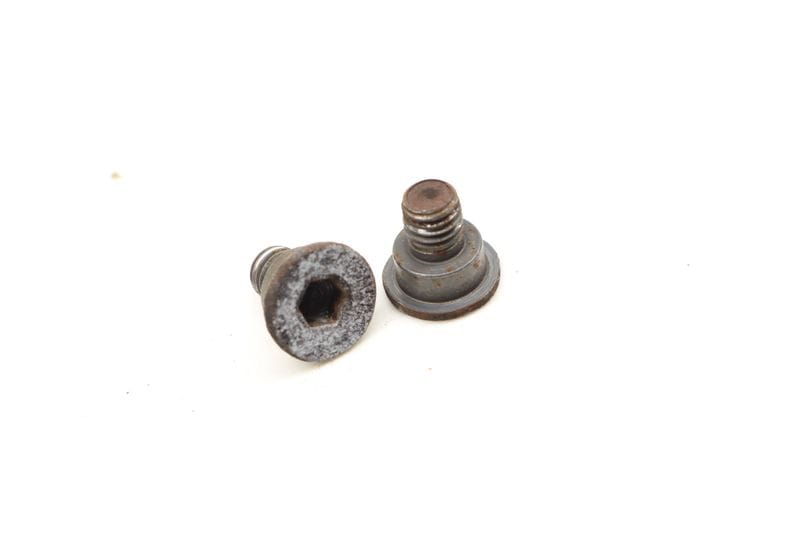 M8X14 Brake Rotor Screw / Bolt Set (2) 34211161806 — Used (SKU 425804)