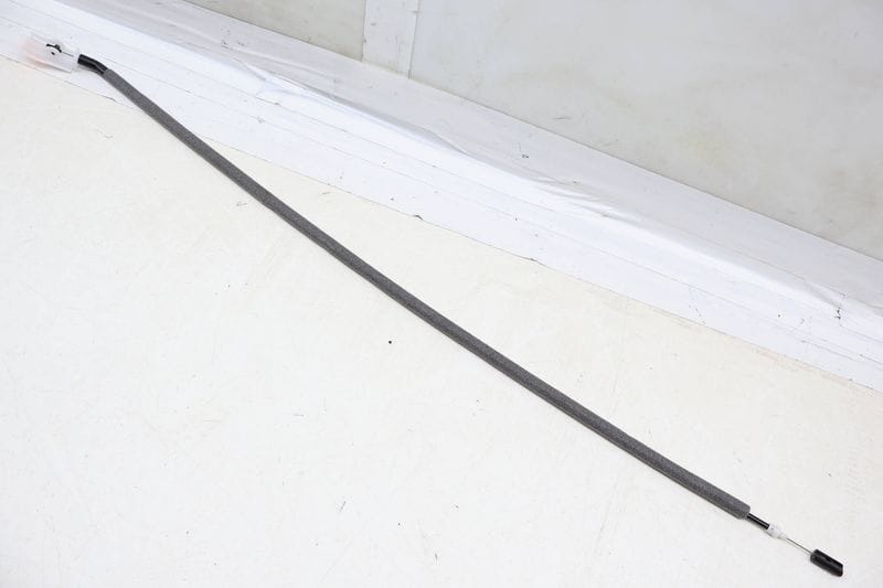 Interior Door Handle Release / Bowden Cable 51217281604 — Used (SKU 677792)
