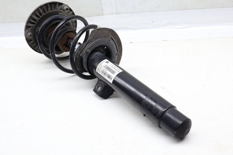 Strut Shock / Spring Assembly 31316856626 — Used (SKU 677615)