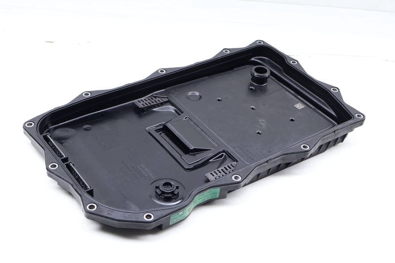 Transmission Oil Pan 24118612901 — Used (SKU 677840)