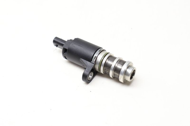 Engine Hydraulic Valve 11417622768 — Used (SKU 636821)