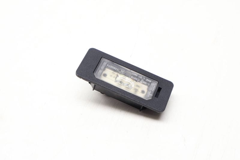 LED License Plate Light 63267193293 — Used (SKU 636600)