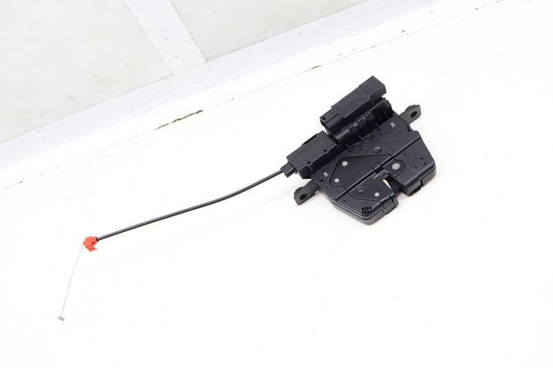 Trunk Lid Latch / Lock Actuator 51247269543 — Used (SKU 636542)