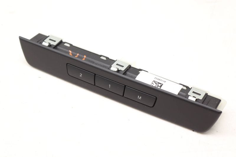 Seat Memory Switch 61319215748 — Used (SKU 490600)