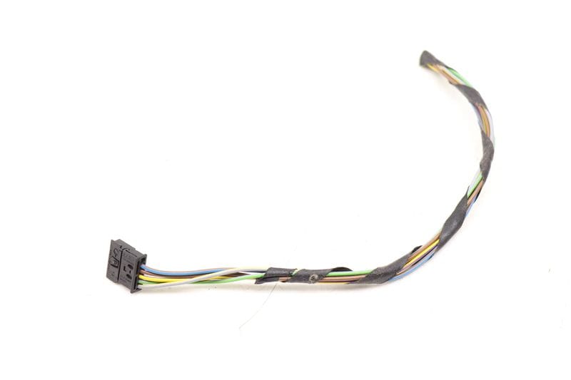 Outer Tail Light Wiring Connector / Pigtail — Used (SKU 490638)