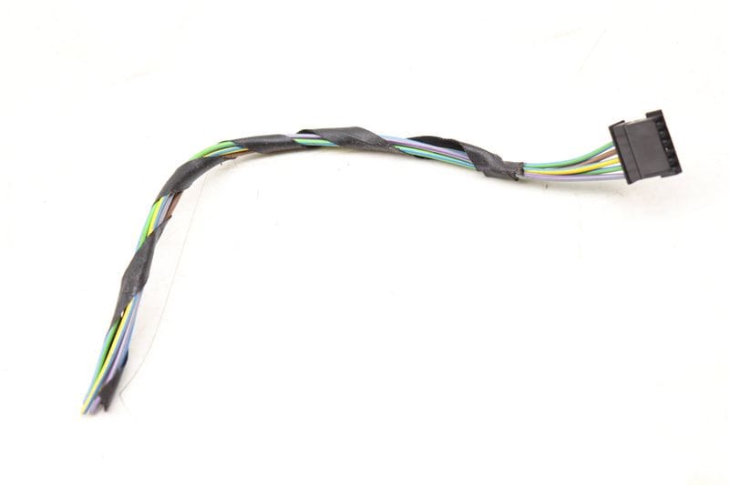 Outer Tail Light Wiring Connector / Pigtail — Used (SKU 490639)