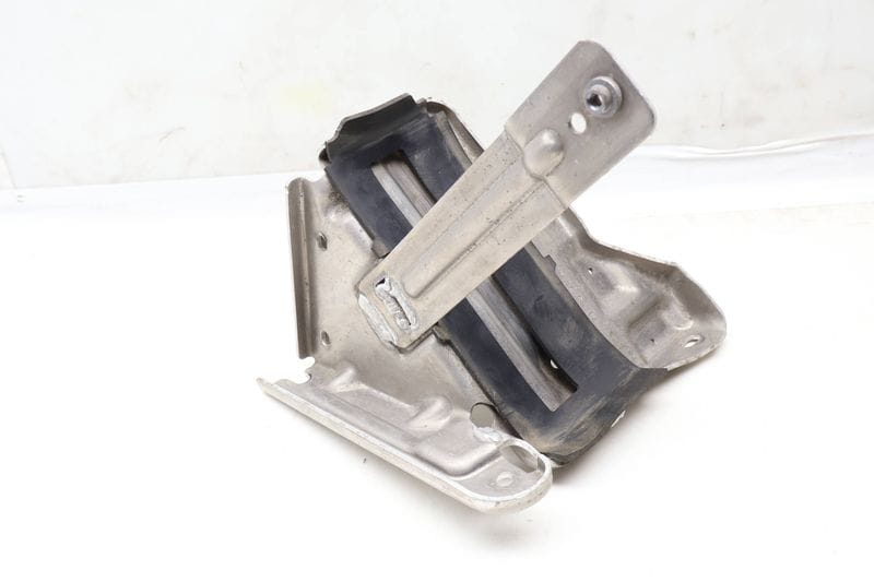 Battery  Mount Bracket 61218602813 — Used (SKU 628287)